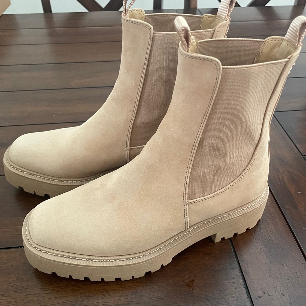 Steve Madden Laguna Chelsea boots